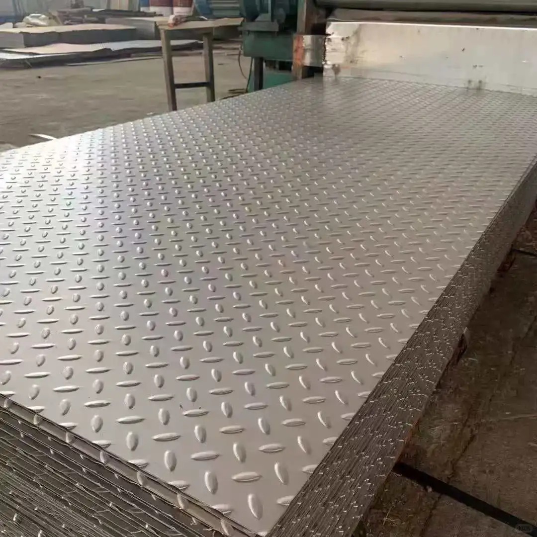 Stainless Steel Checkered Plate — Anti-Slip Diamond Sheet - Product photo 1