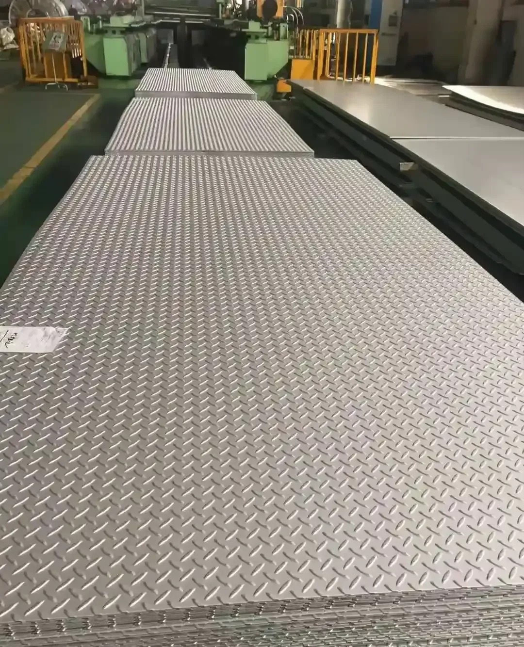 Checkered and pattern plates